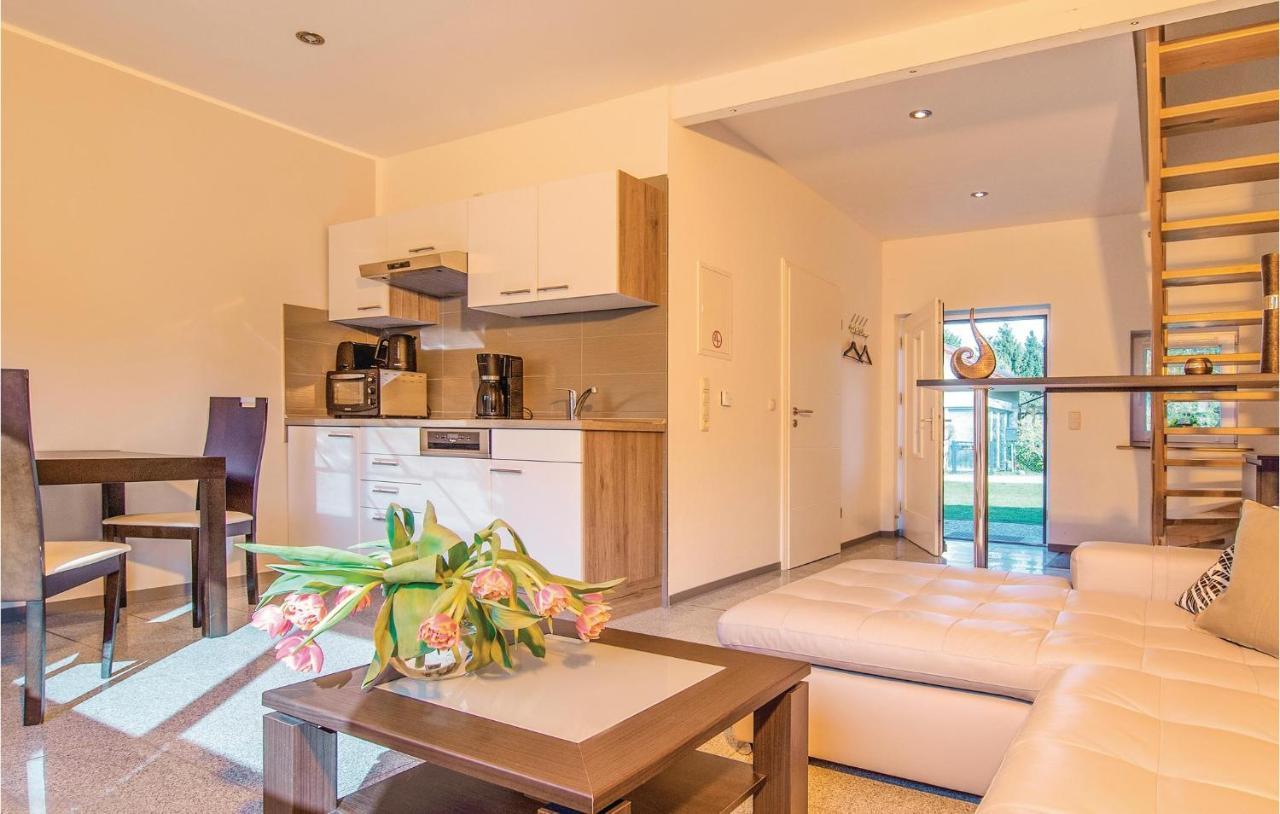 Gorgeous Home In Pinnow With Kitchenette Petersberg  Екстер'єр фото